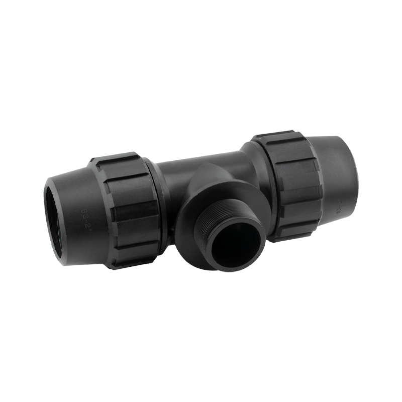 Te PE centro rosca macho